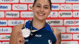 Guadalupe Pendenza con la selección universitaria