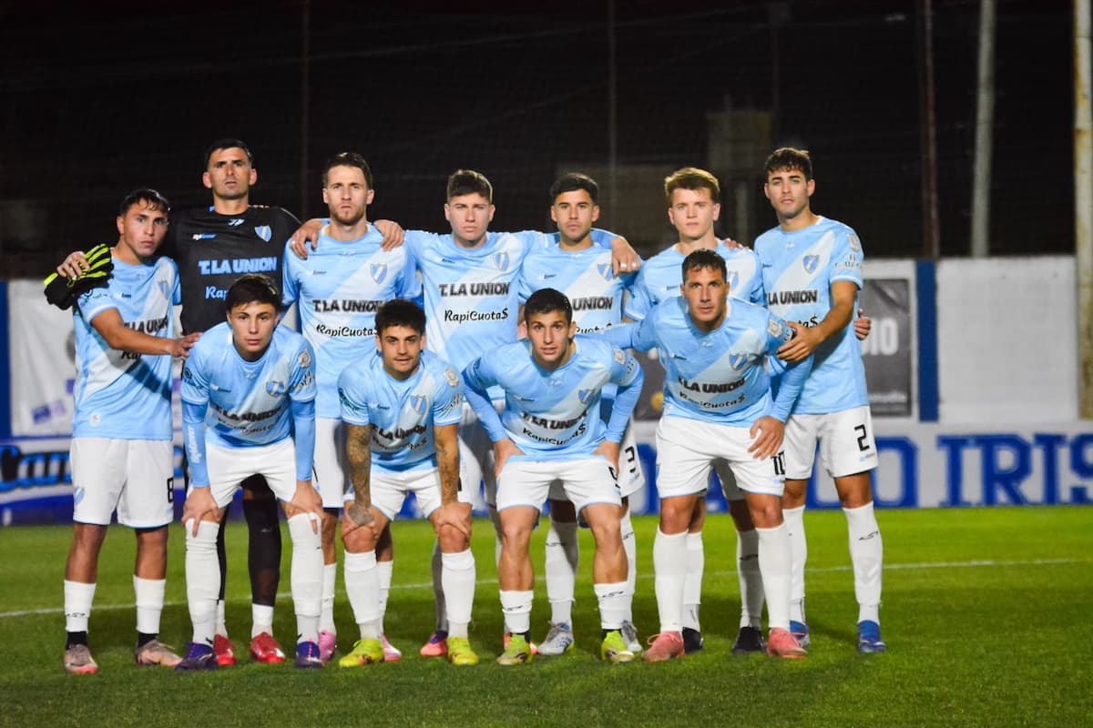 Villa San Carlos logra tres puntos vitales tras vencer a Deportivo Merlo