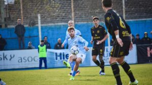Villa San Carlos se Impone a Flandria en un Encuentro Emocionante