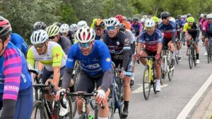 Más de 300 ciclistas participaron del Gran Premio “Ciudad de Berisso”